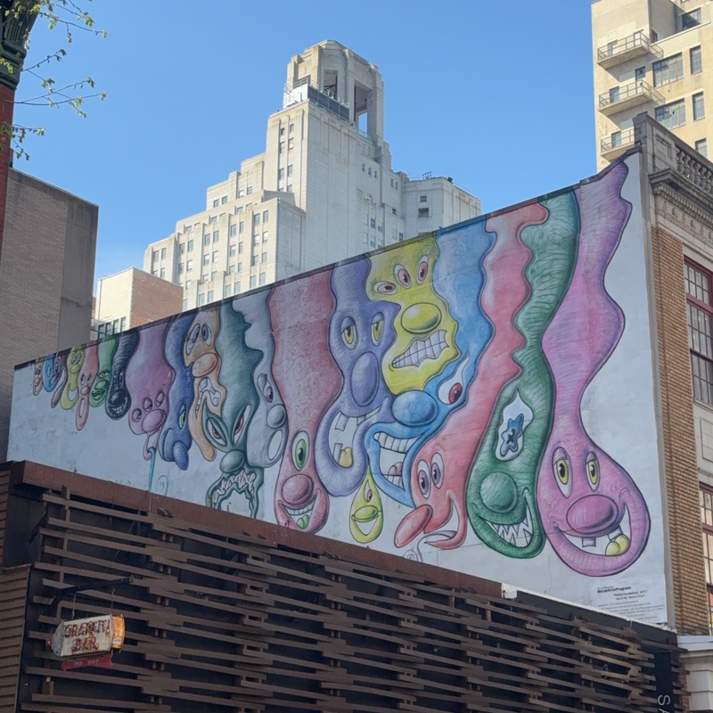 mural in Philadelphia by artist unknown.
