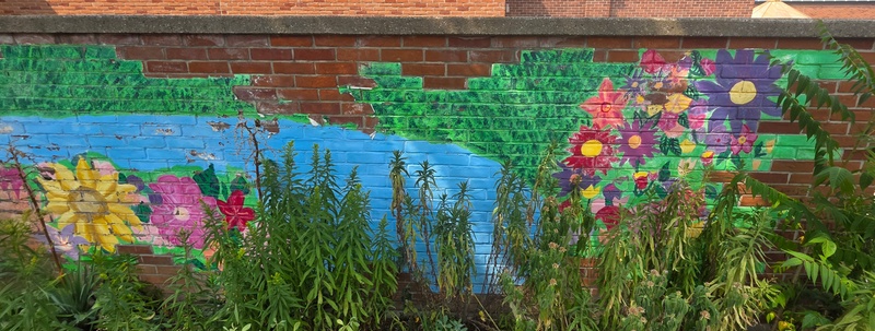 mural in Toronto by artist unknown.