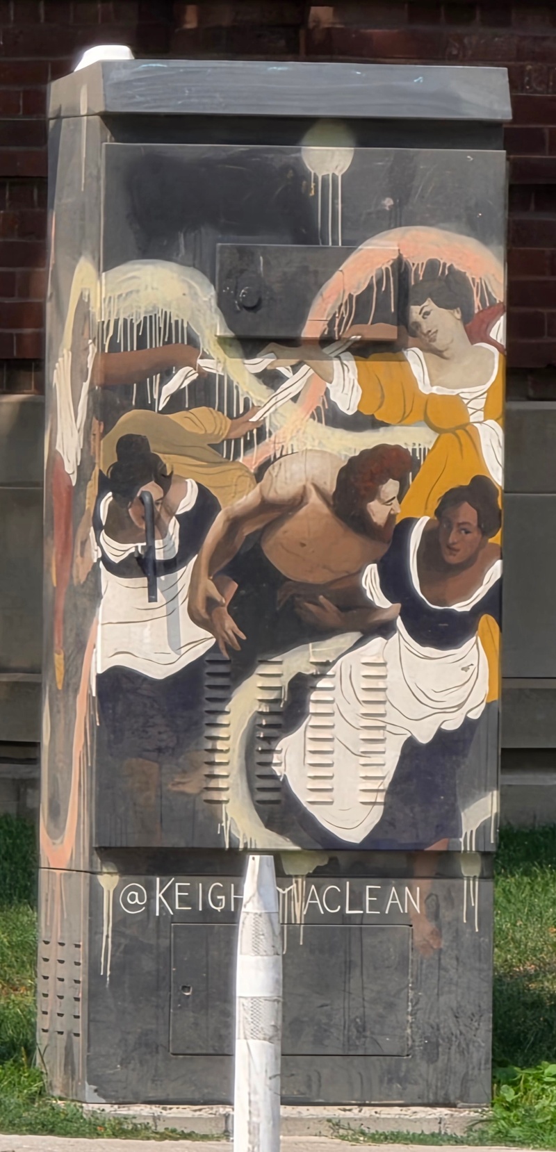 mural in Toronto by artist unknown.