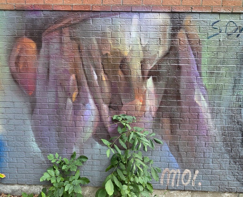 mural in Toronto by artist unknown.