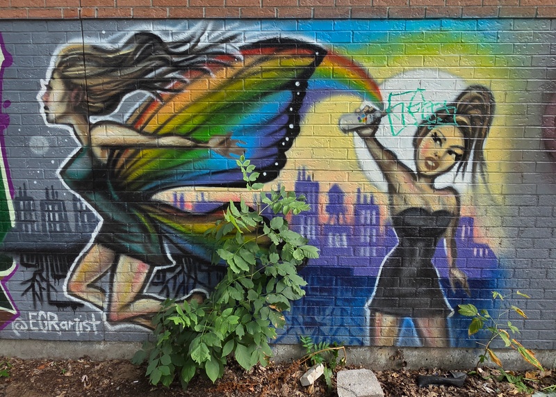 mural in Toronto by artist unknown.