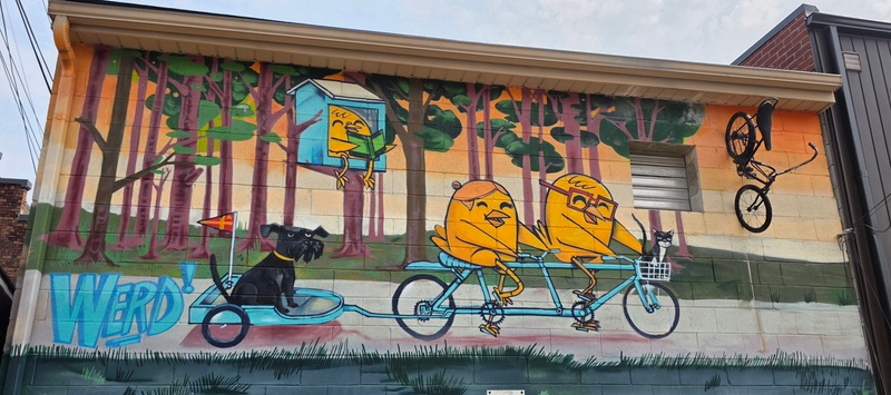 mural in Toronto by artist unknown.