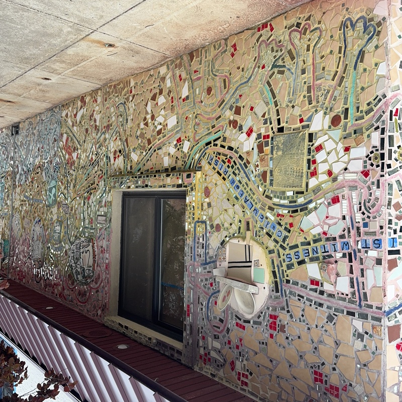 mural in Philadelphia by artist unknown.