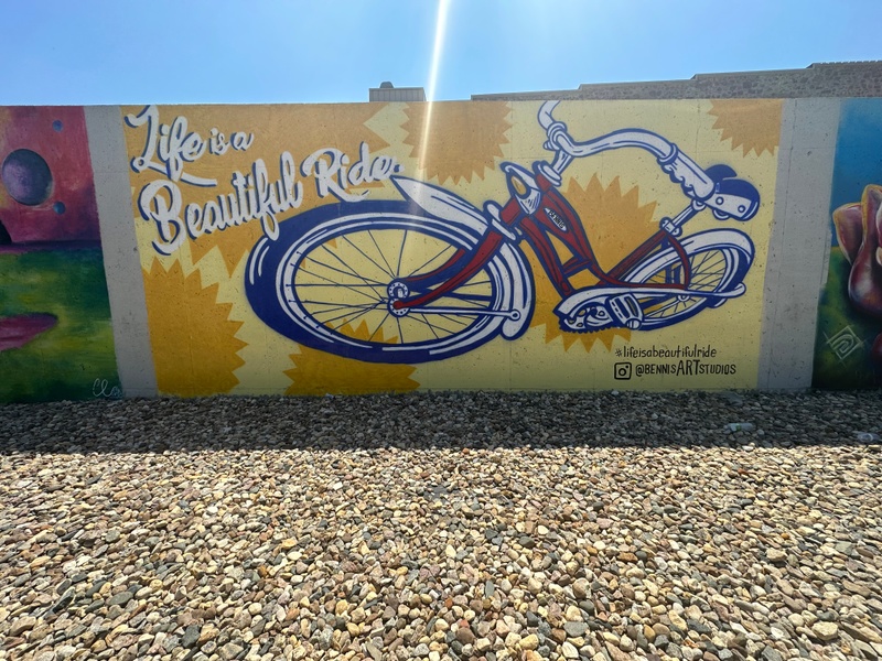 mural in Sioux Falls by artist unknown.