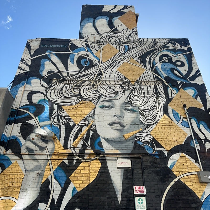 mural in Long Beach by artist unknown.