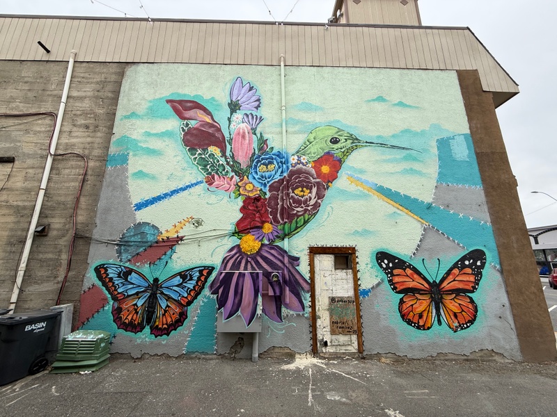 mural in Pasco by artist Gabriel Ramirez.