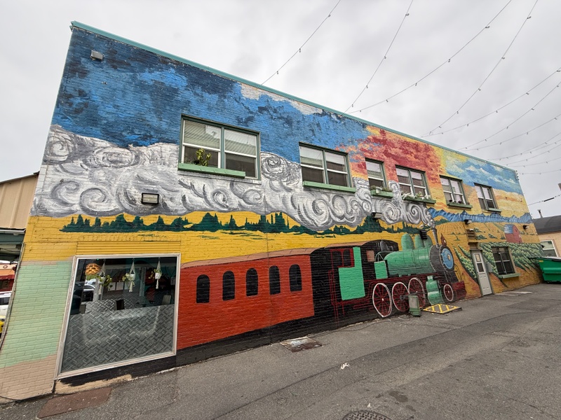 mural in Pasco by artist unknown.