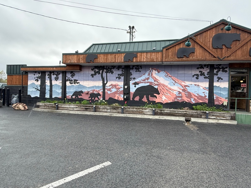 mural in Madras by artist unknown.