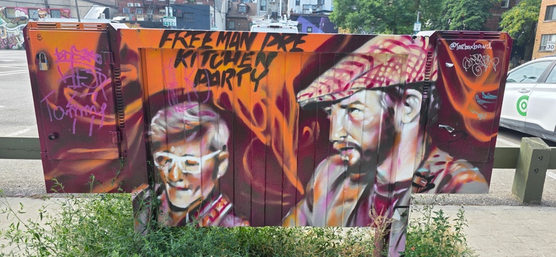 mural in Toronto by artist unknown.