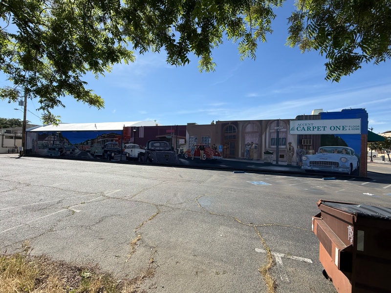 mural in Manteca by artist unknown.