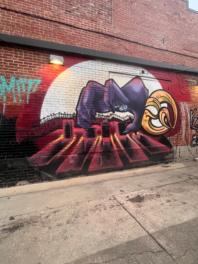 mural in  by artist unknown.