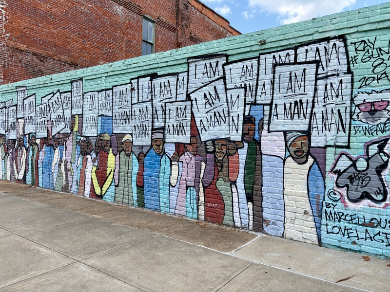 mural in Memphis by artist unknown.