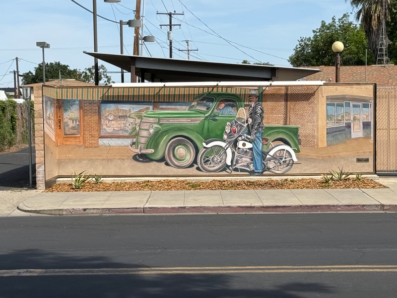 mural in Exeter by artist unknown.