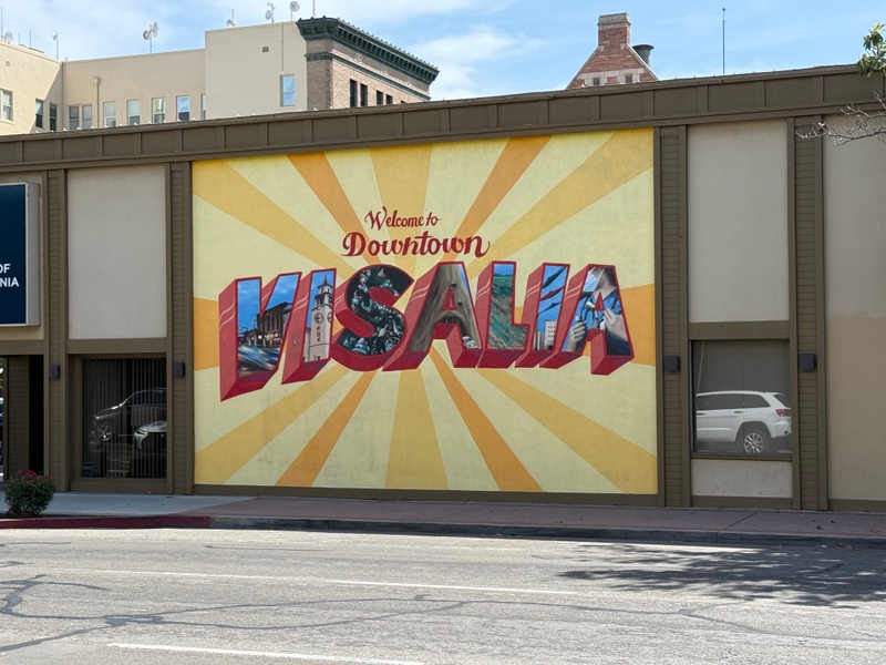 mural in Visalia by artist unknown.
