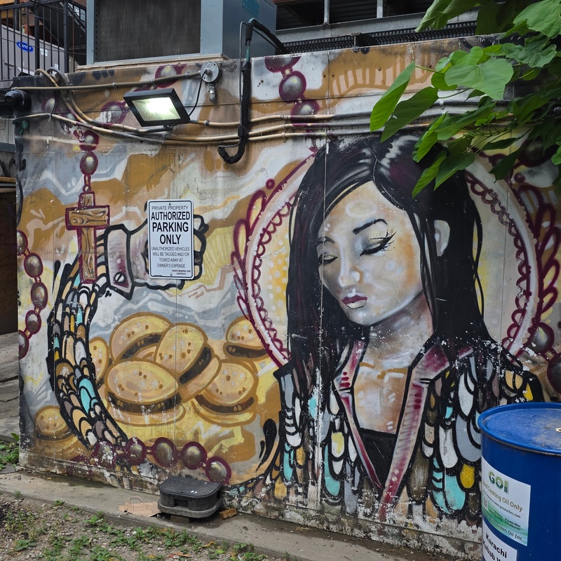 mural in Toronto by artist unknown.