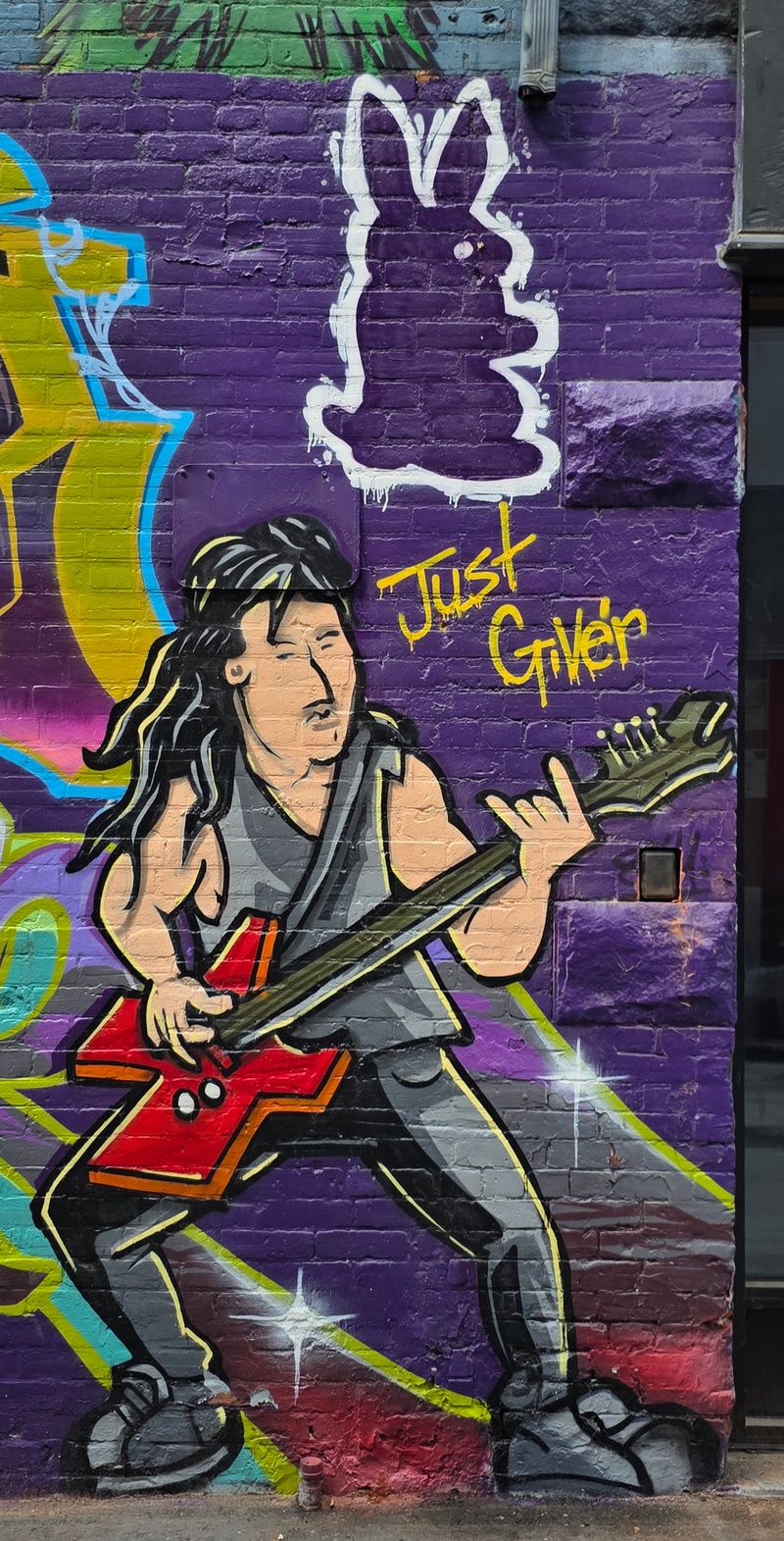 mural in Toronto by artist unknown.