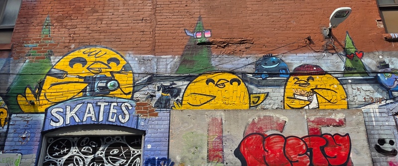 mural in Toronto by artist unknown.