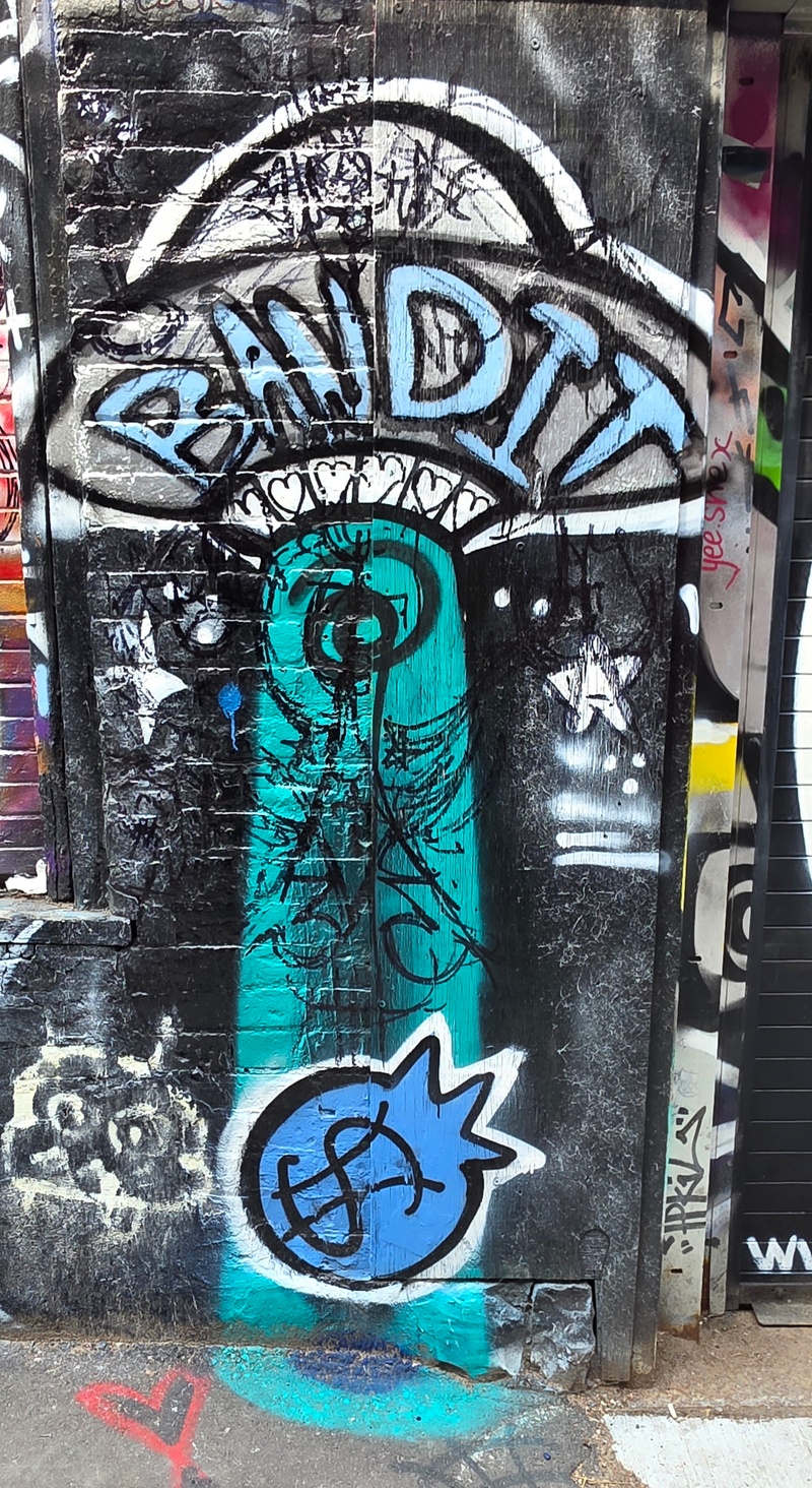 mural in Toronto by artist unknown.
