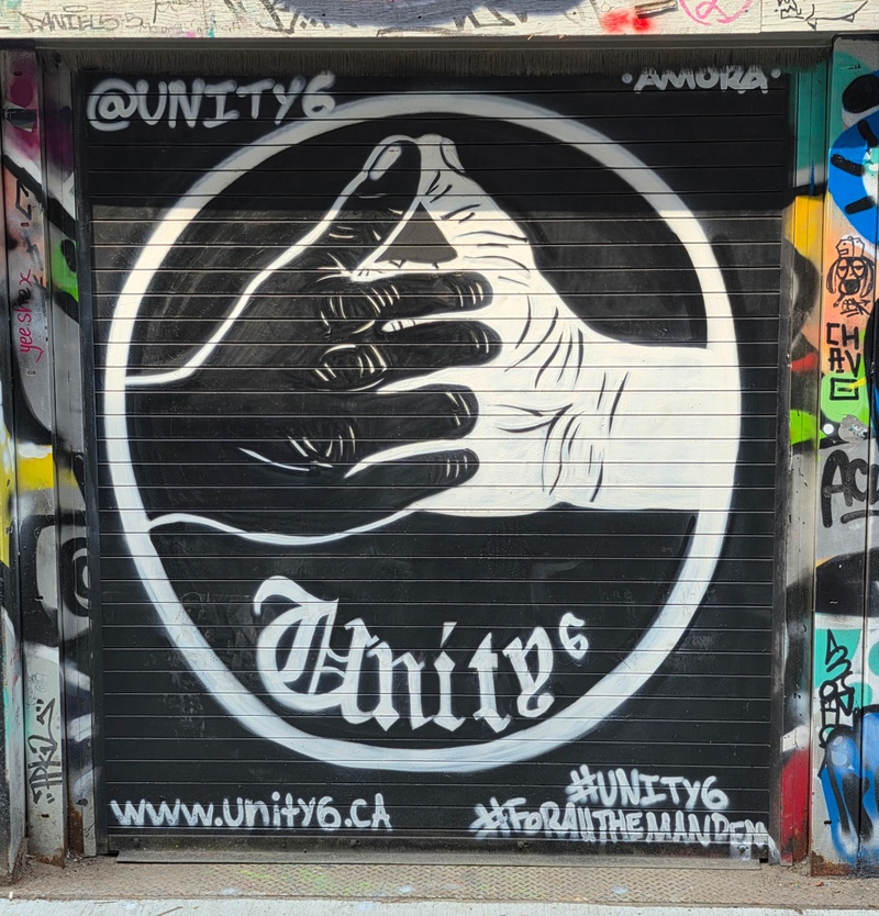 mural in Toronto by artist unknown.