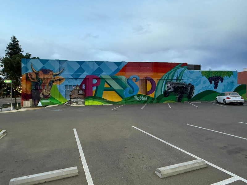 mural in Paso Robles by artist unknown.