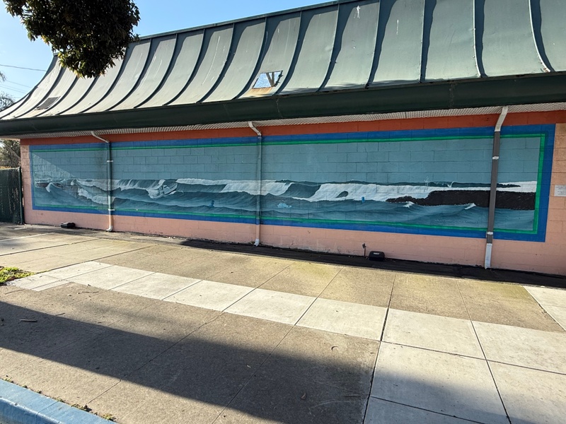 mural in Morro Bay by artist unknown.