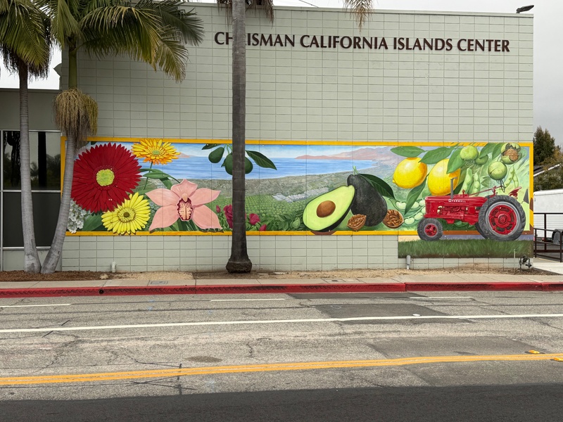 mural in Carpinteria by artist unknown.