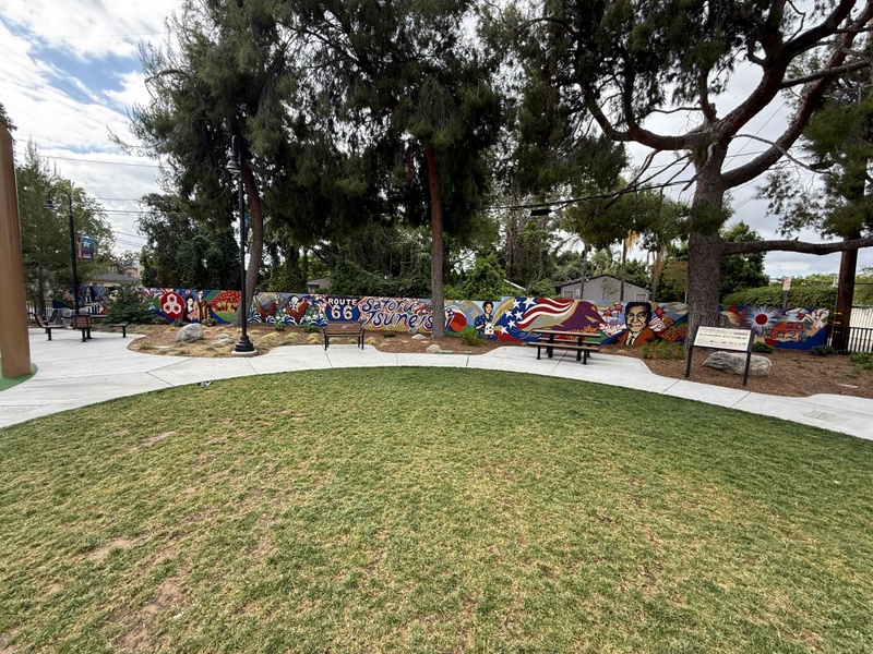 mural in Monrovia by artist unknown.