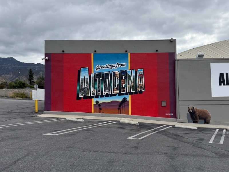 mural in Altadena by artist unknown.