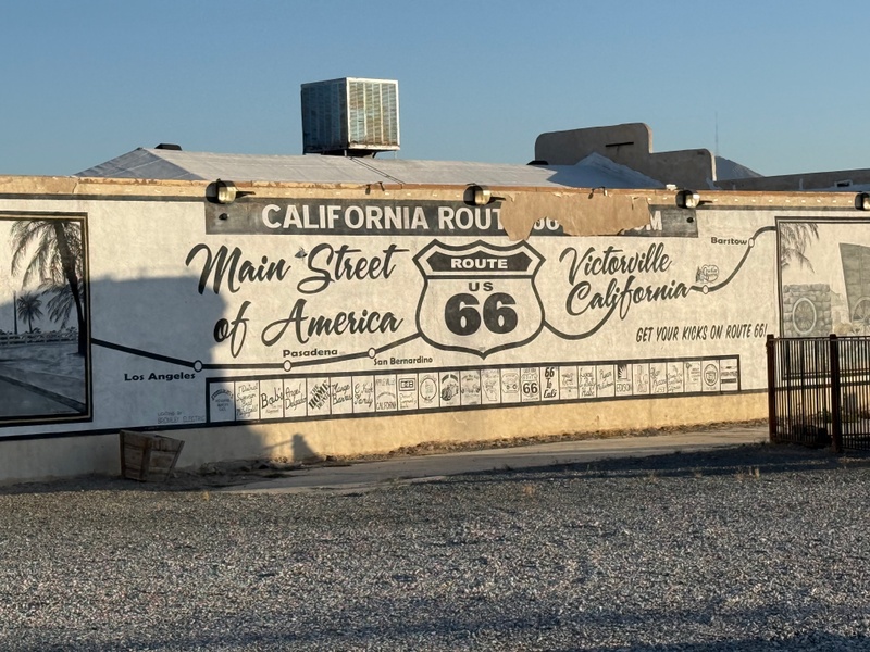 mural in Victorville by artist unknown.