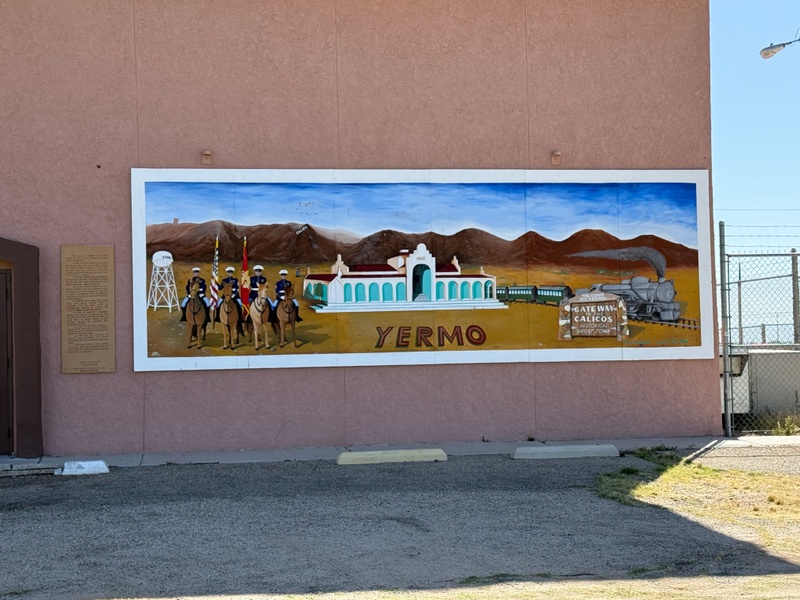 mural in Yermo by artist unknown.