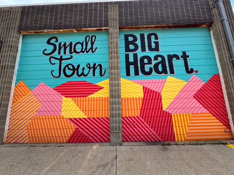 mural in Bedford by artist unknown.
