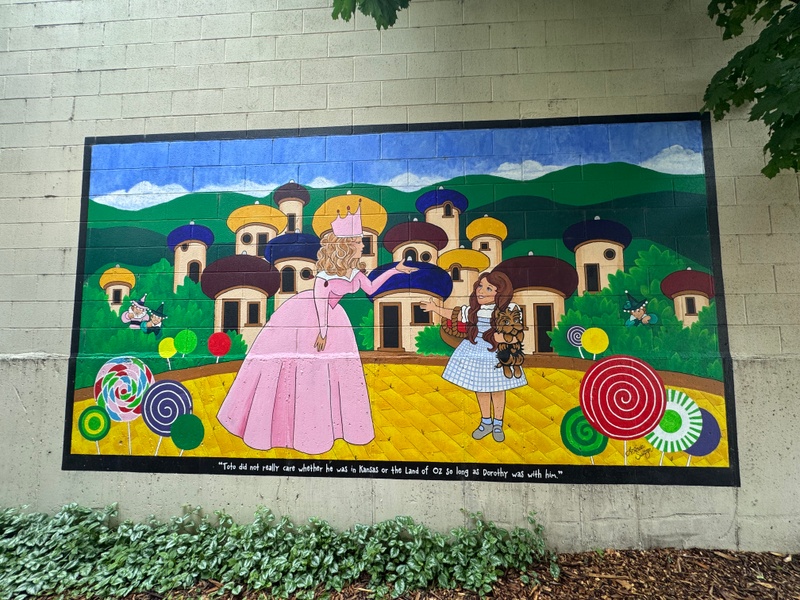 mural in Wamego by artist unknown.