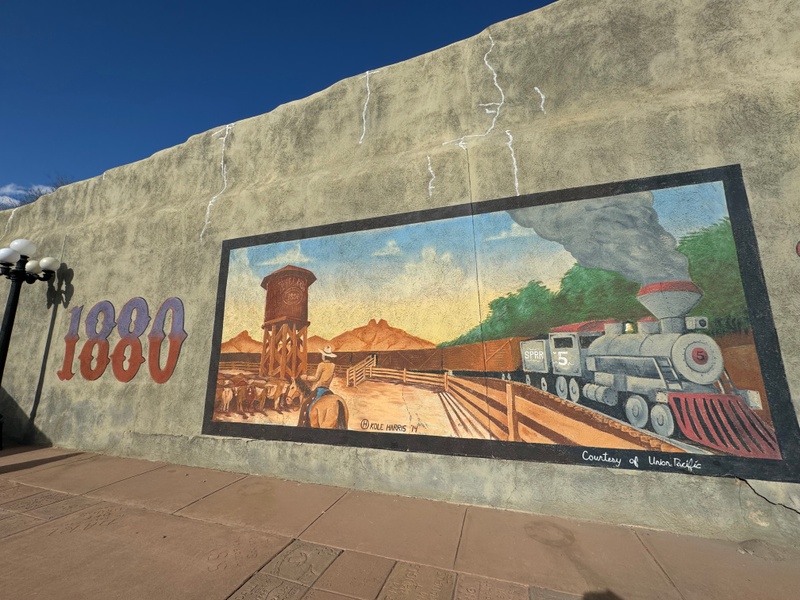 mural in Willcox by artist unknown.