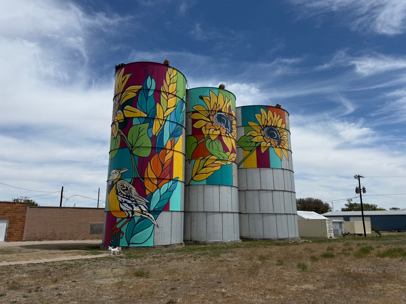 mural in Colby by artist unknown.