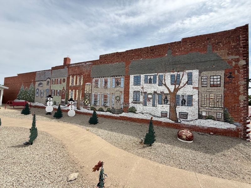 mural in WaKeeney by artist unknown.