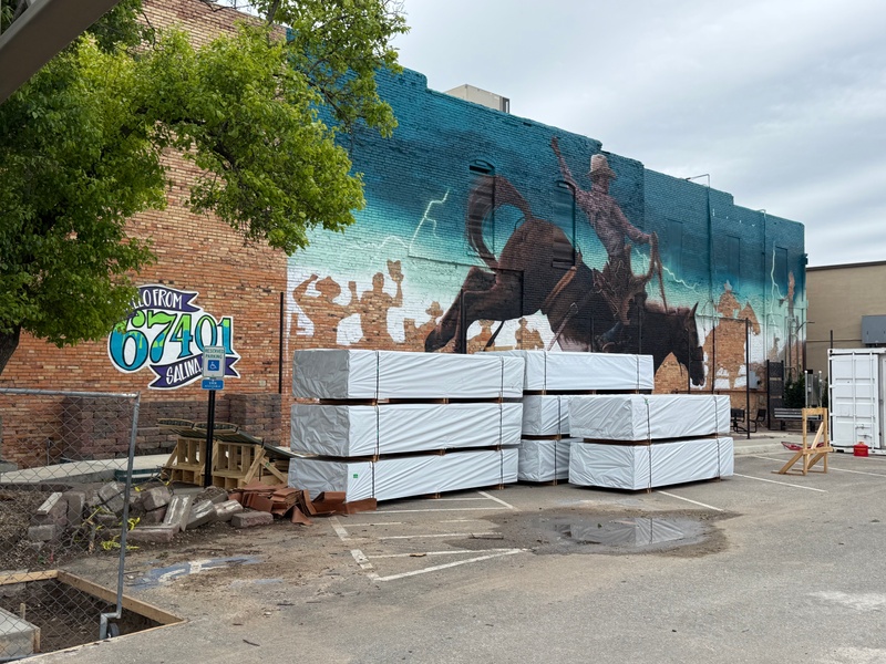 mural in Salina by artist unknown.