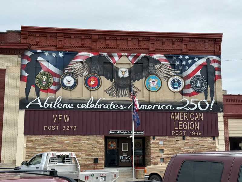 mural in Abilene by artist unknown.