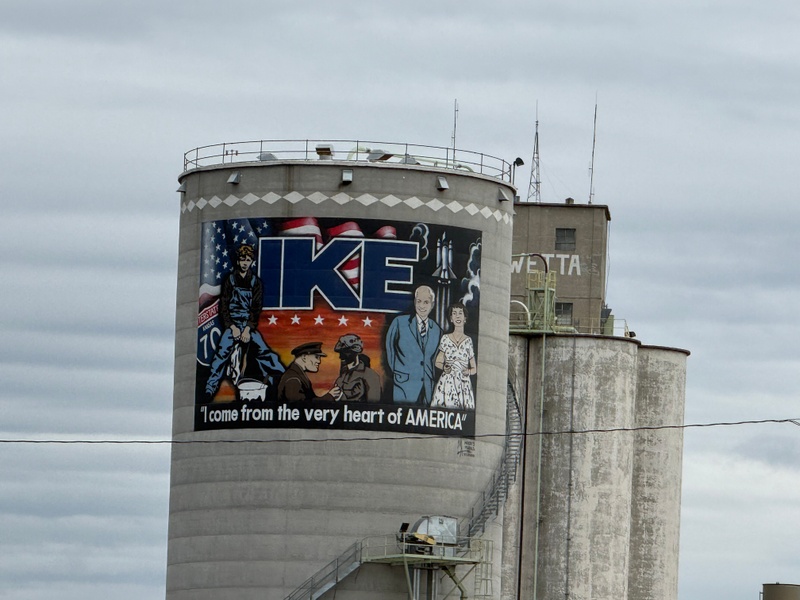 mural in Abilene by artist unknown.