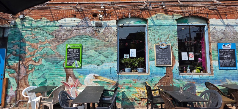 mural in Toronto by artist unknown.