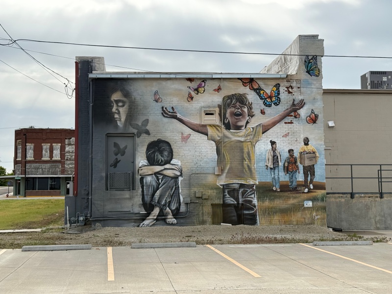 mural in Herington by artist unknown.