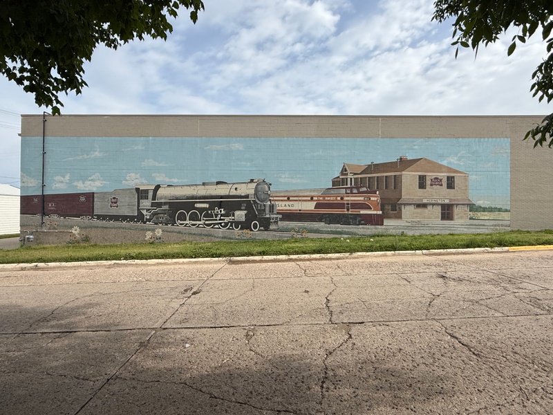 mural in Herington by artist unknown.