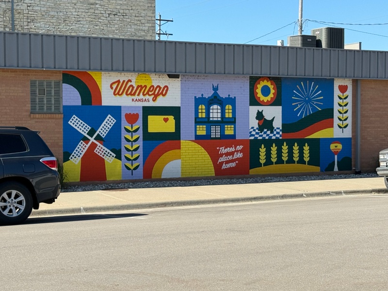 mural in Wamego by artist unknown.