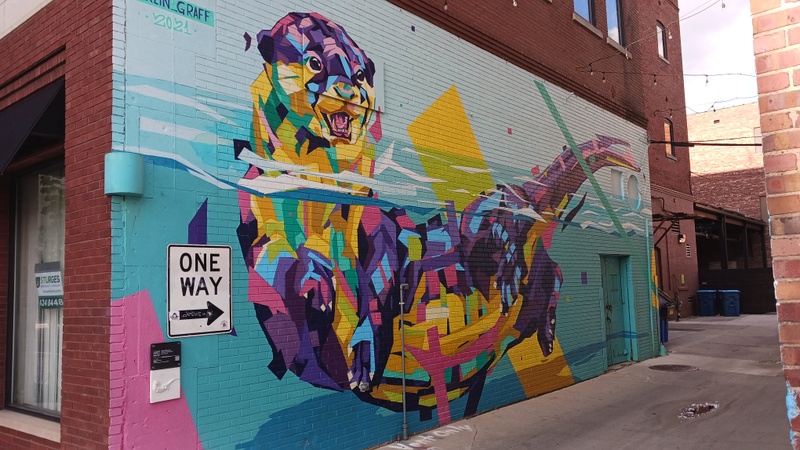mural in Fort Wayne by artist Arlin Graff.