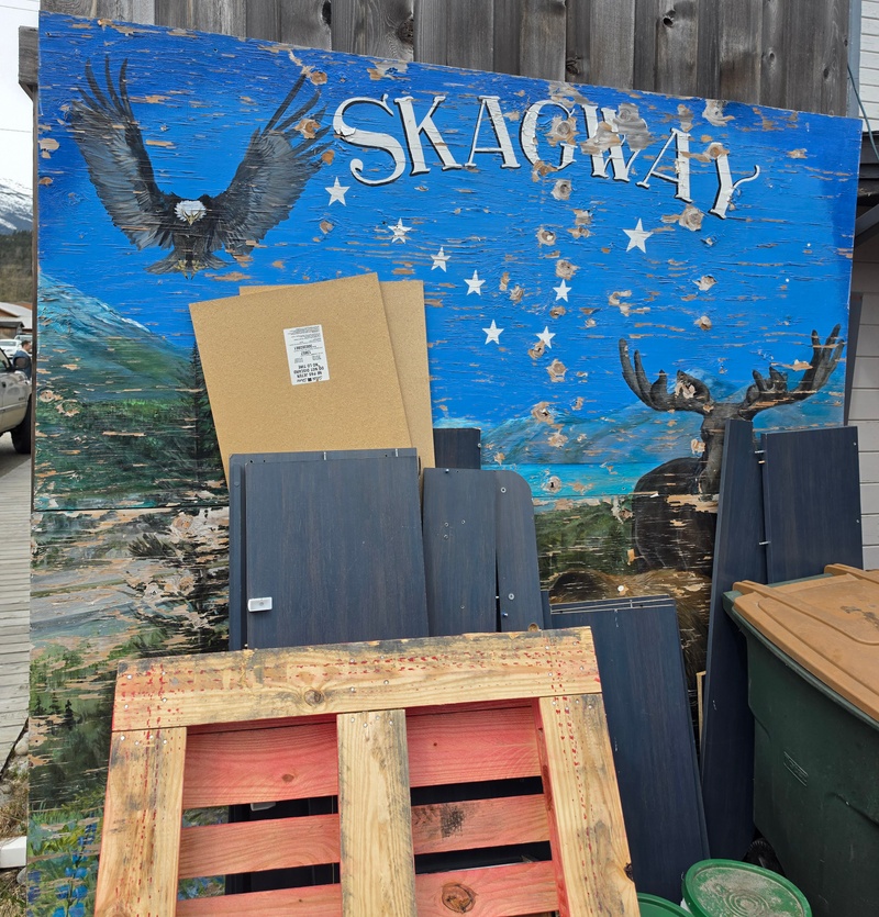mural in Skagway by artist unknown.