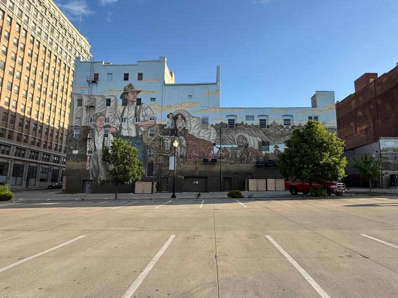 mural in Saint Joseph by artist unknown.