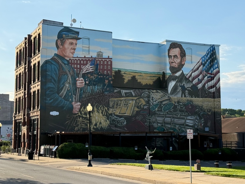 mural in Saint Joseph by artist unknown.