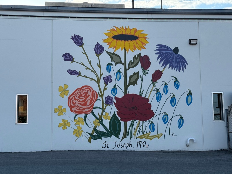 mural in Saint Joseph by artist unknown.