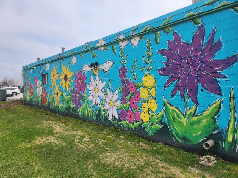 mural in Spring Lake by artist unknown.