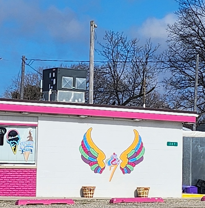 mural in Spring Lake by artist unknown.