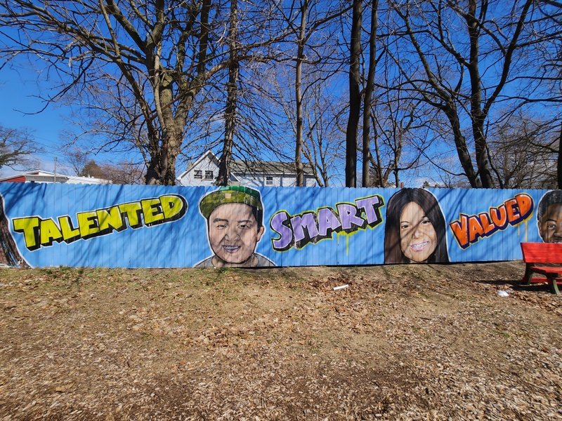 mural in Muskegon by artist unknown.